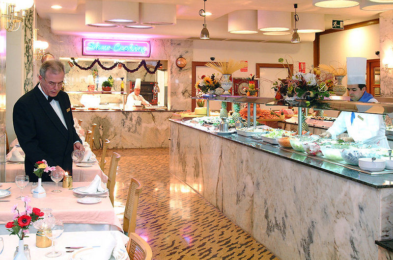 Отель Sol Costablanca - Только для взрослых Бенидорм Ресторан фото